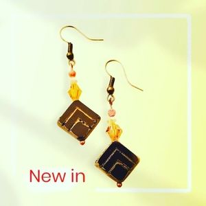 Phoebe earrings set/ new in